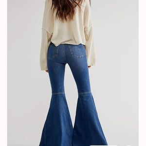 Free People just float on flare jeans size 26